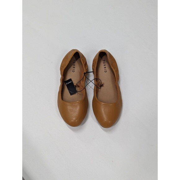 Torrid NWT Size 6.5 Cognac Faux Leather Ballet scrunch flats - Picture 5 of 9